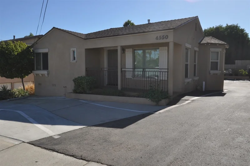 4560 60th St #13, San Diego, CA 92115