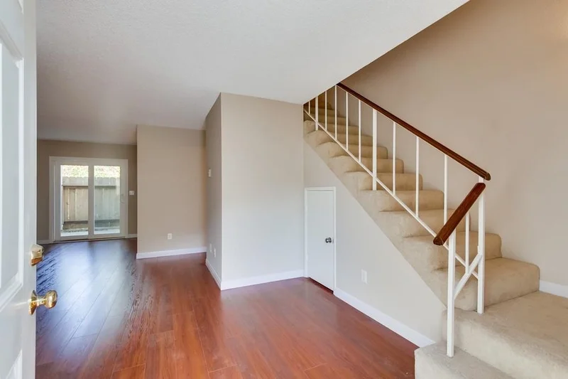 7805 Camino Glorita, San Diego, CA 92122
