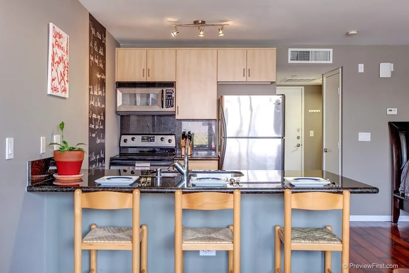 101 Market #207, San Diego, CA 92101