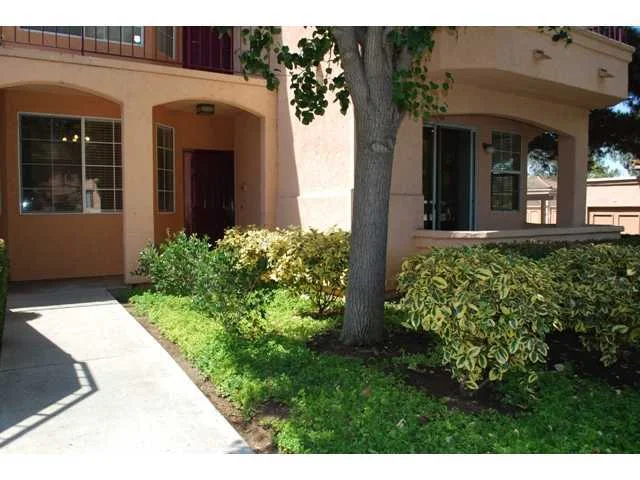 18692 Caminito Cantilena 213, San Diego, CA 92128