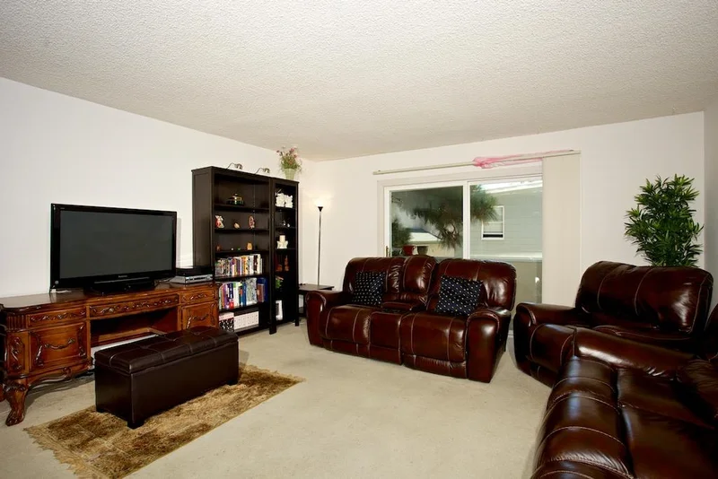 510 E Avenue, Coronado, CA 92118