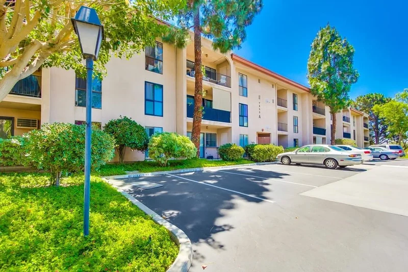 7855 Cowles Mountain #A11, San Diego, CA 92119