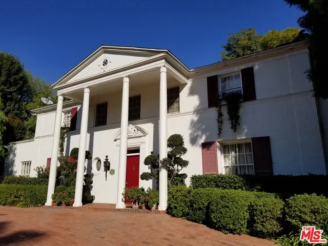 100 Delfern, Los Angeles, CA 90077