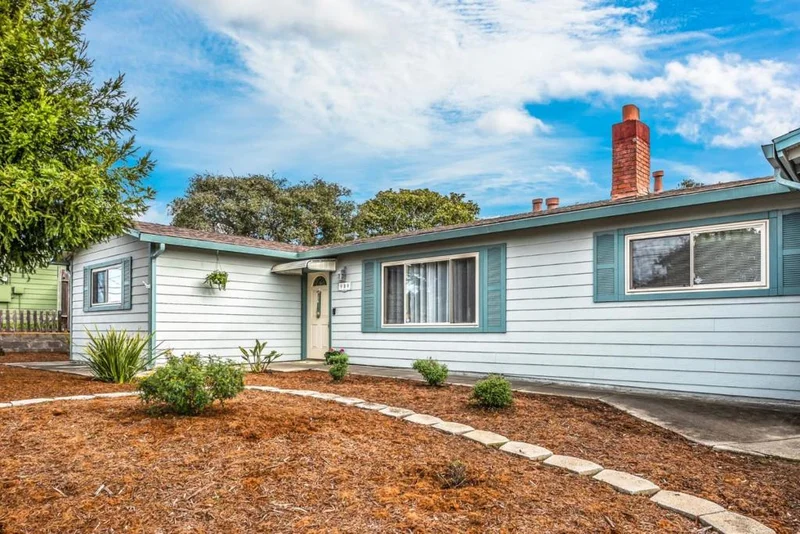 909 Via Verde, Del Rey Oaks, CA 93940