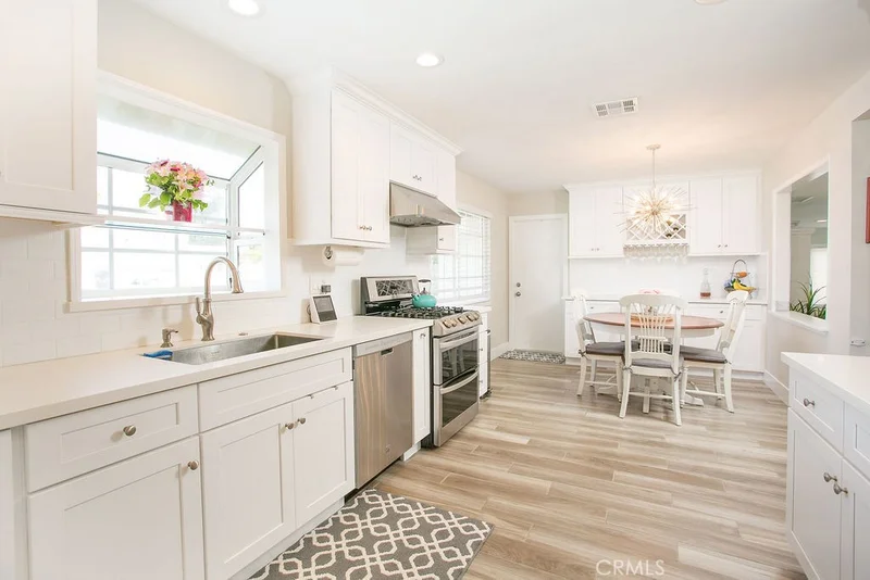 2304 Brookside, Orange, CA 92867
