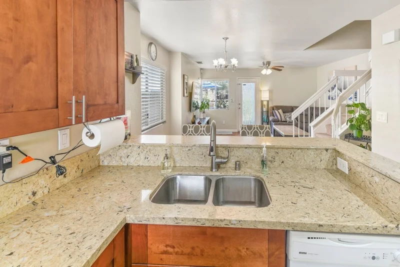 2309 Kings View Cir, Spring Valley, CA 91977