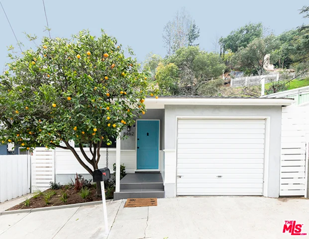 8462 Kirkwood, Los Angeles, CA 90046