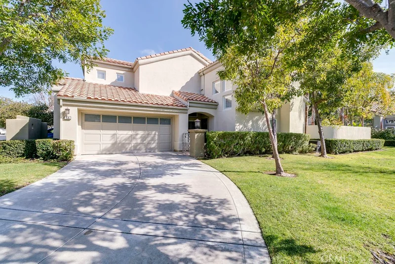 56 Calle Del Norte, Rancho Santa Margarita, CA 92688