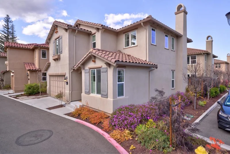 101 Farnham, Los Gatos, CA 95032