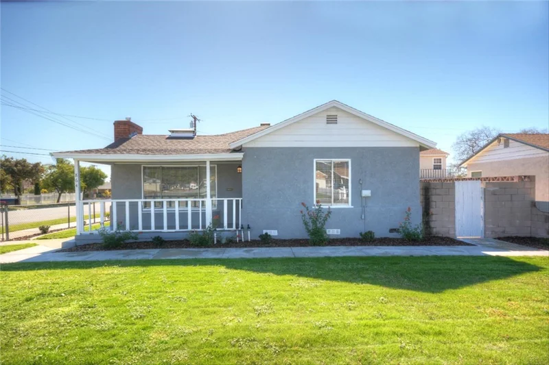 864 Rosewood, Ontario, CA 91764