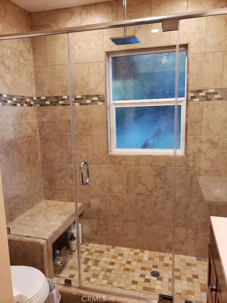 1253 106th, Los Angeles, CA 90002