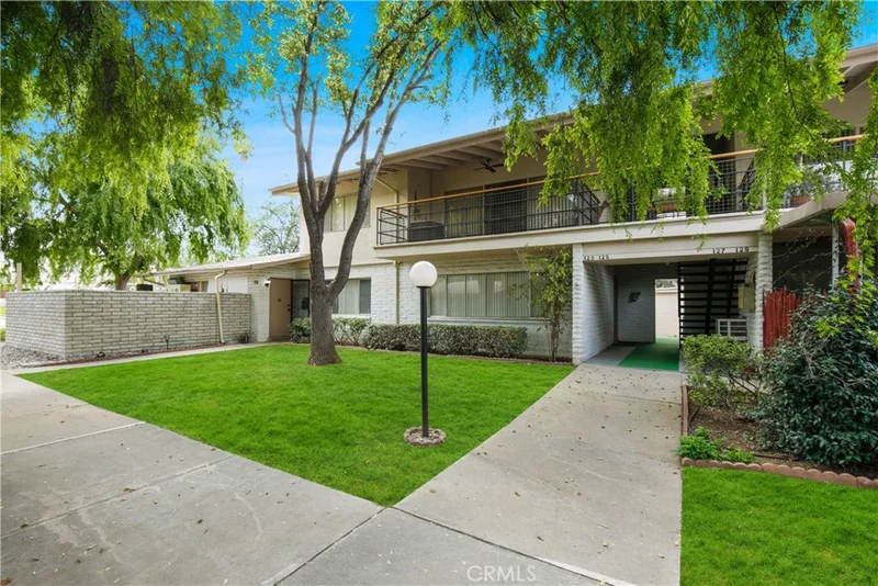 123 Center, Redlands, CA 92373