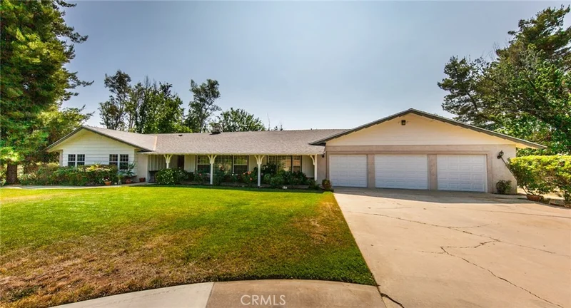 1000 Holmes Street, Calimesa, CA 92320