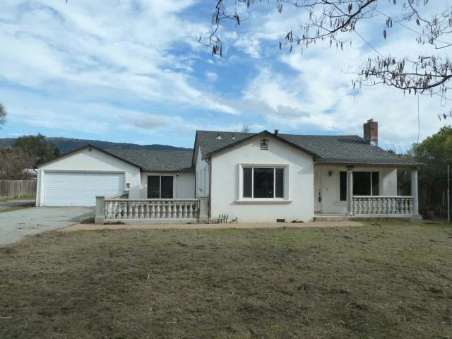 11840 Foothill, Gilroy, CA 95020