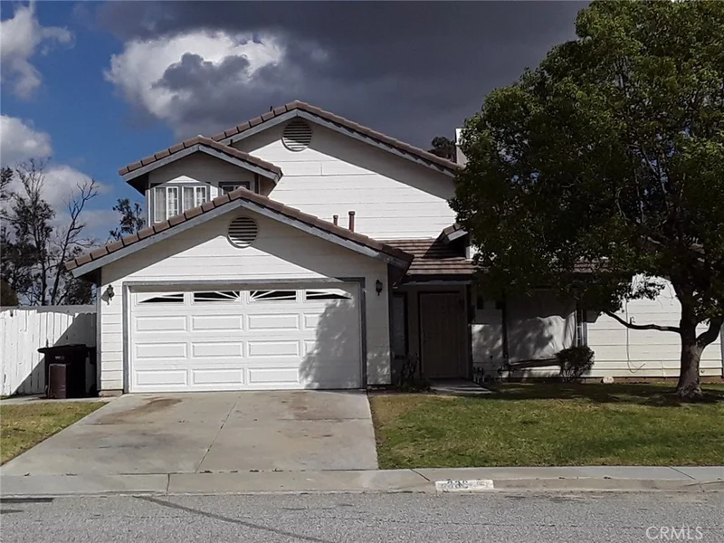 886 Sugar Pine, Banning, CA 92220