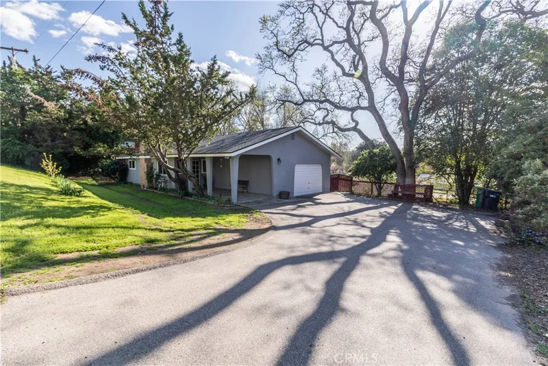 5180 Magdalena, Atascadero, CA 93422