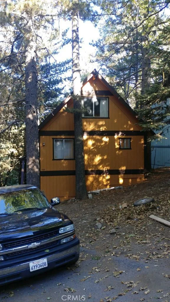 1183 Scenic, Rimforest, CA 92378