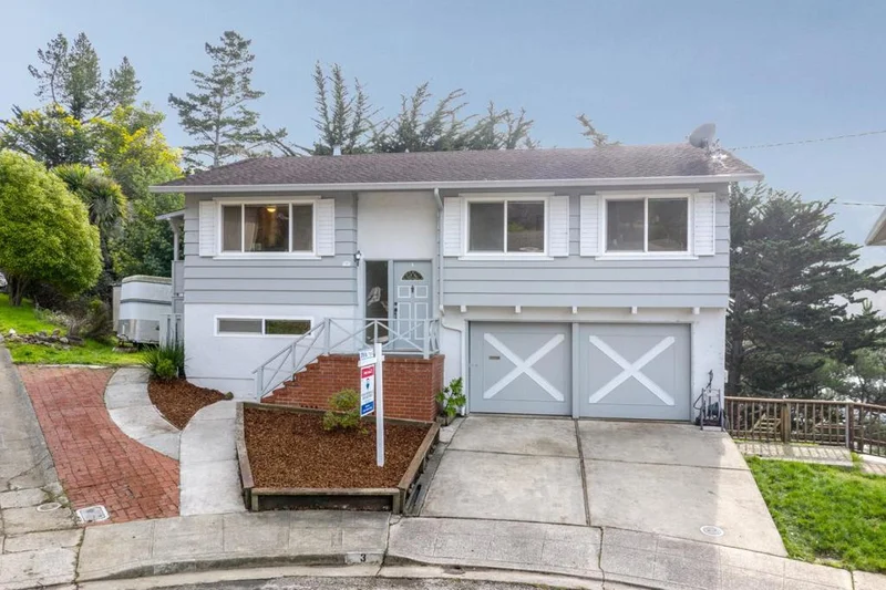 3 Malavear, Pacifica, CA 94044