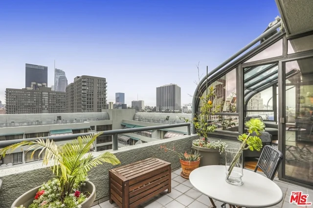 880 1st #801, Los Angeles, CA 90012
