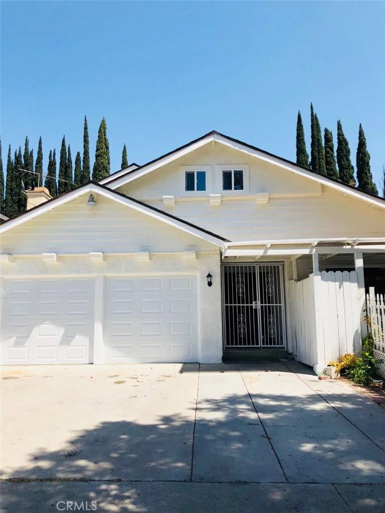 8556 Noble, North Hills, CA 91343