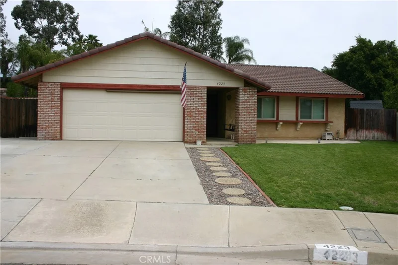 4223 Ilex, Riverside, CA 92503