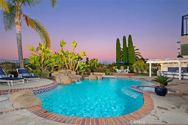 1 Sand Pointe, Laguna Niguel, CA 92677