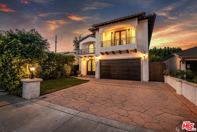 11327 Valley Spring, Studio City, CA 91602