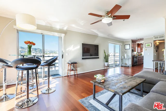 116 Croft #Ph402, Los Angeles, CA 90048