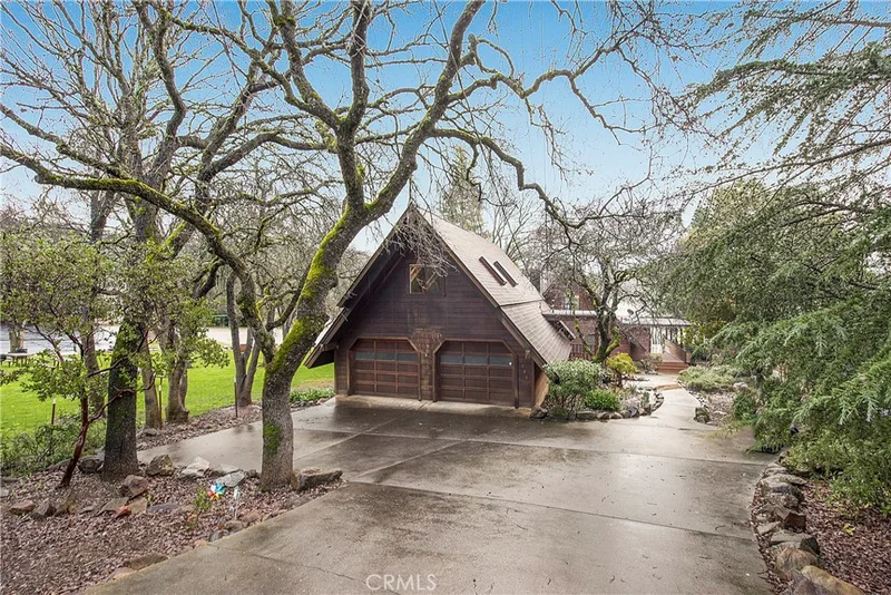 18457 North Shore, Hidden Valley Lake, CA 95467