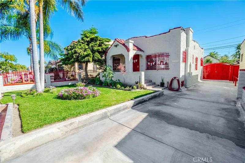 2738 Cudahy Street, Huntington Park, CA 90255