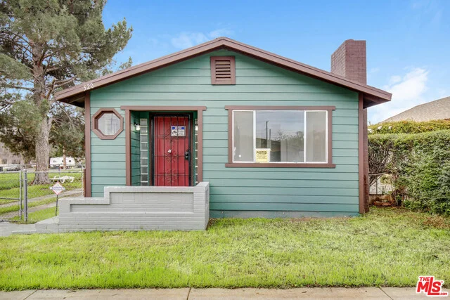 520 L, Colton, CA 92324