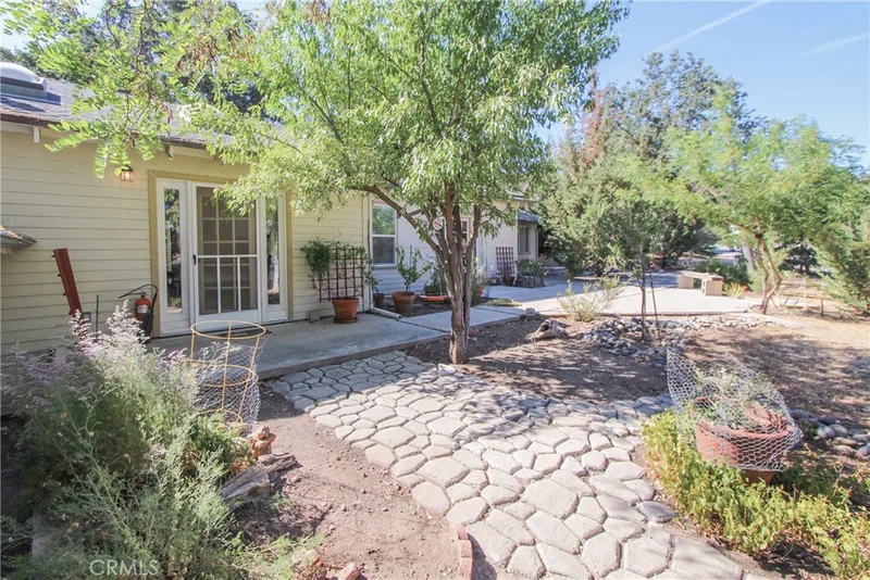1890 Sagebrush, Paso Robles, CA 93446