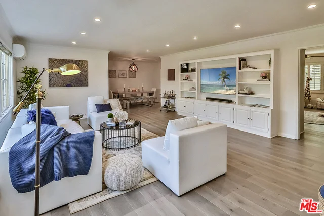 11901 W Sunset 208, Los Angeles, CA 90049