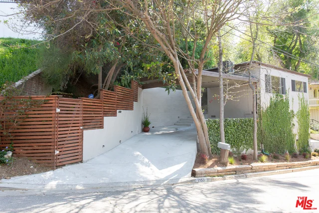 1153 Oneonta, Los Angeles, CA 90065