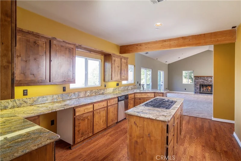 1250 Brentwood, Lake Arrowhead, CA 92352