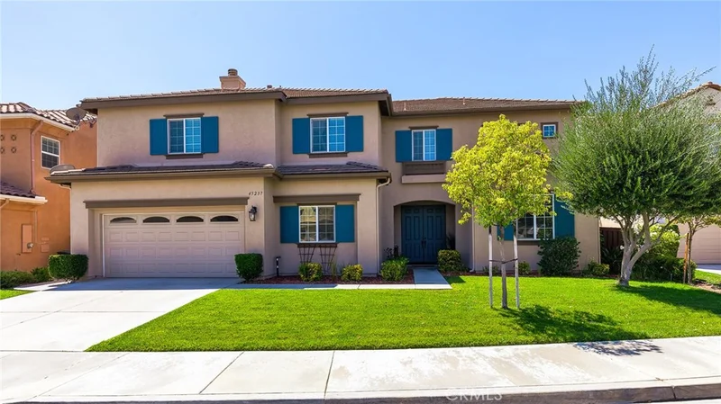 45237 Saint Tisbury, Temecula, CA 92592