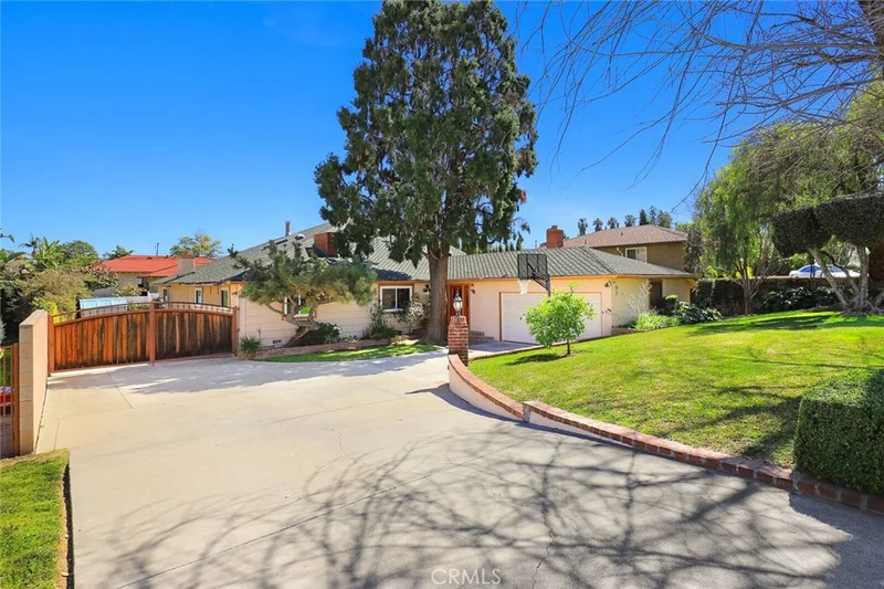 628 Montezuma, West Covina, CA 91791