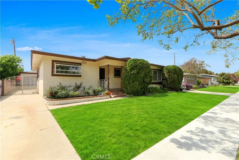 2941 Studebaker, Long Beach, CA 90815