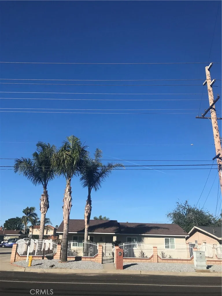 18838 San Bernardino, Bloomington, CA 92316