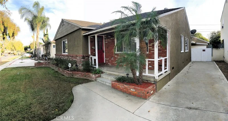 2532 Denmead, Lakewood, CA 90712