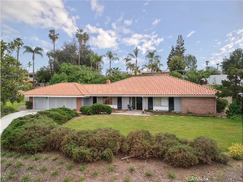 416 Sunny Hills, Fullerton, CA 92835