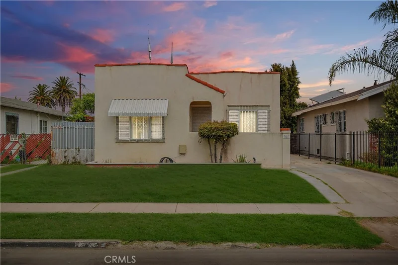 421 74th, Los Angeles, CA 90003