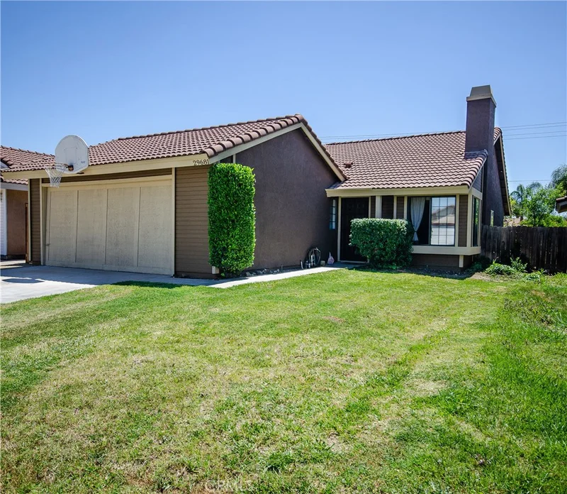 29681 Saint Andrews, Murrieta, CA 92563