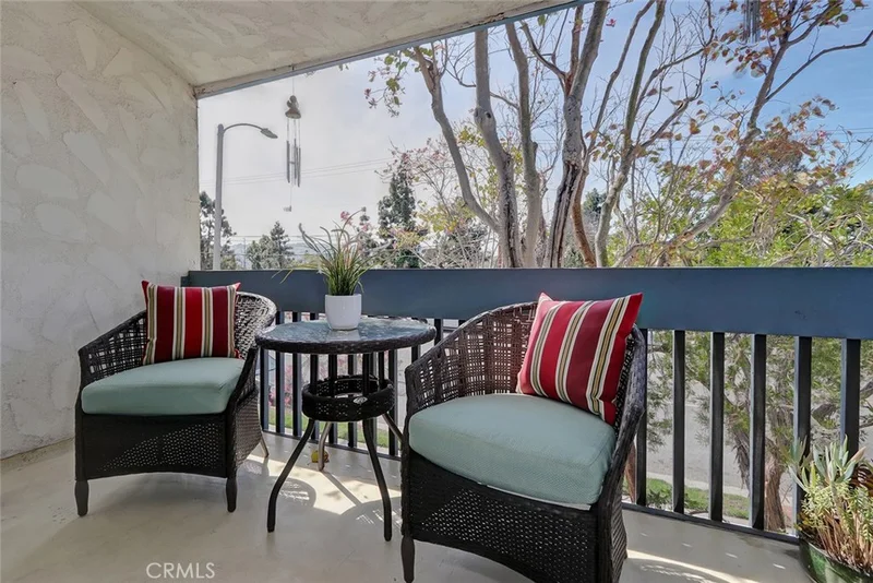 904 Camino Real #206, Redondo Beach, CA 90277