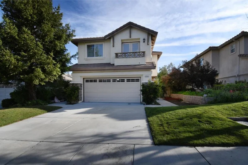 27312 Bavella, Salinas, CA 93908