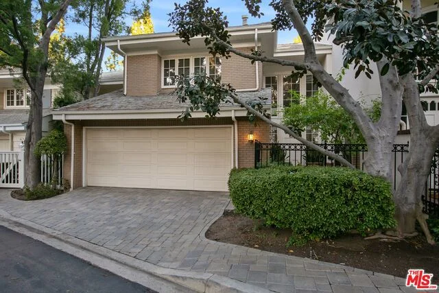 12560 The Vista, Los Angeles, CA 90049