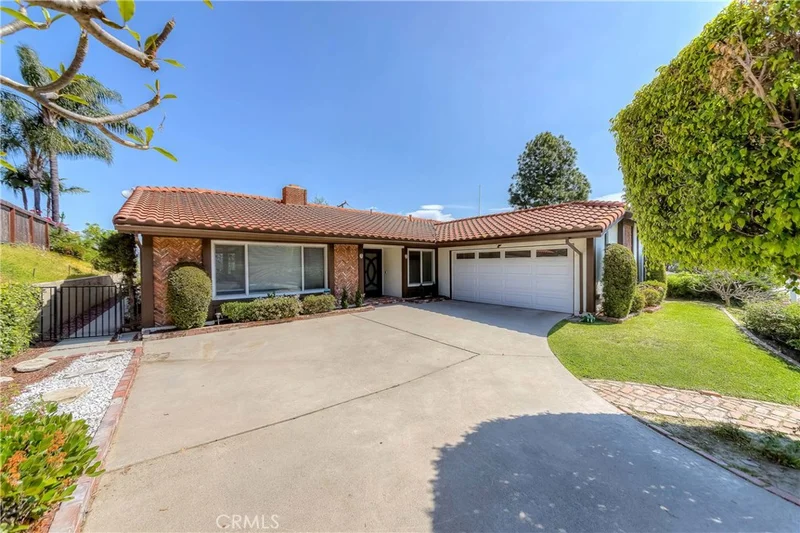 431 Country Hills, La Habra, CA 90631
