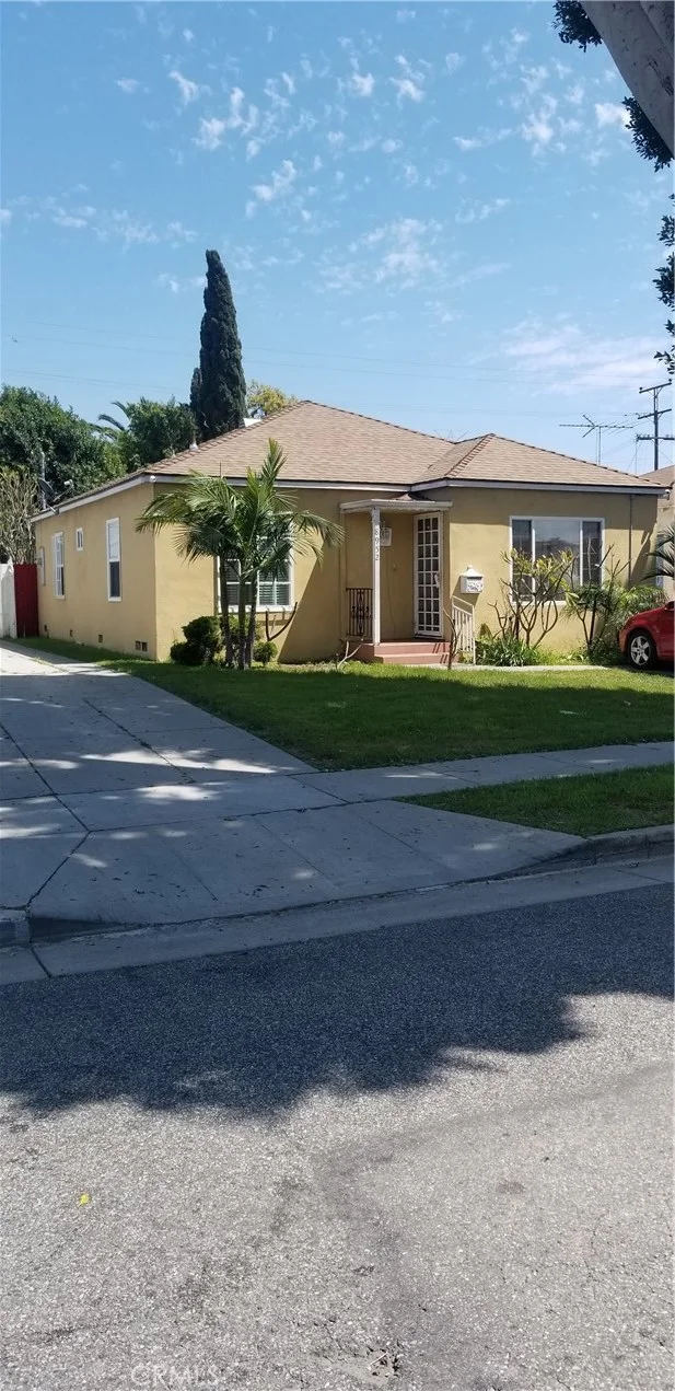 8952 San Gabriel Avenue, South Gate, CA 90280