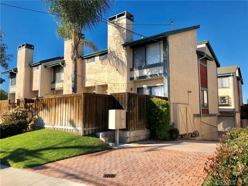 2715 Vanderbilt #E, Redondo Beach, CA 90278