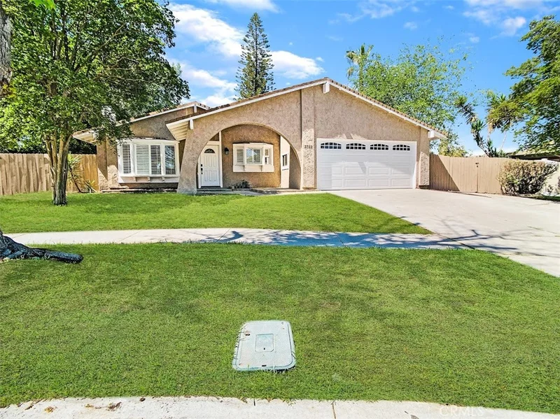 2722 Gleason, Riverside, CA 92506